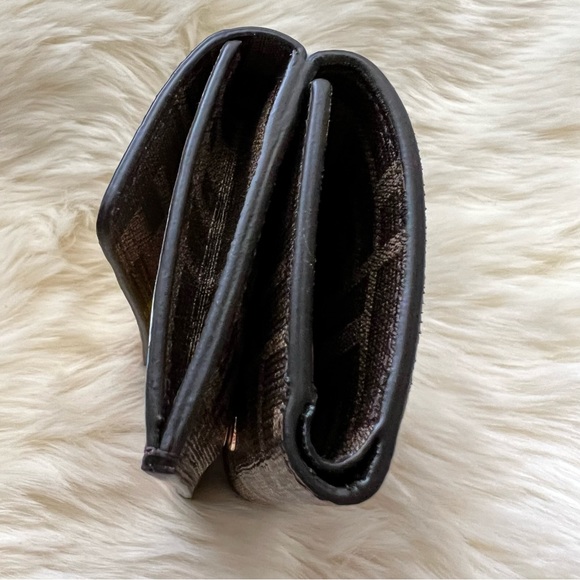 Fendi Micro Hairdo Girls Trifold Wallet - Picture 9 of 14